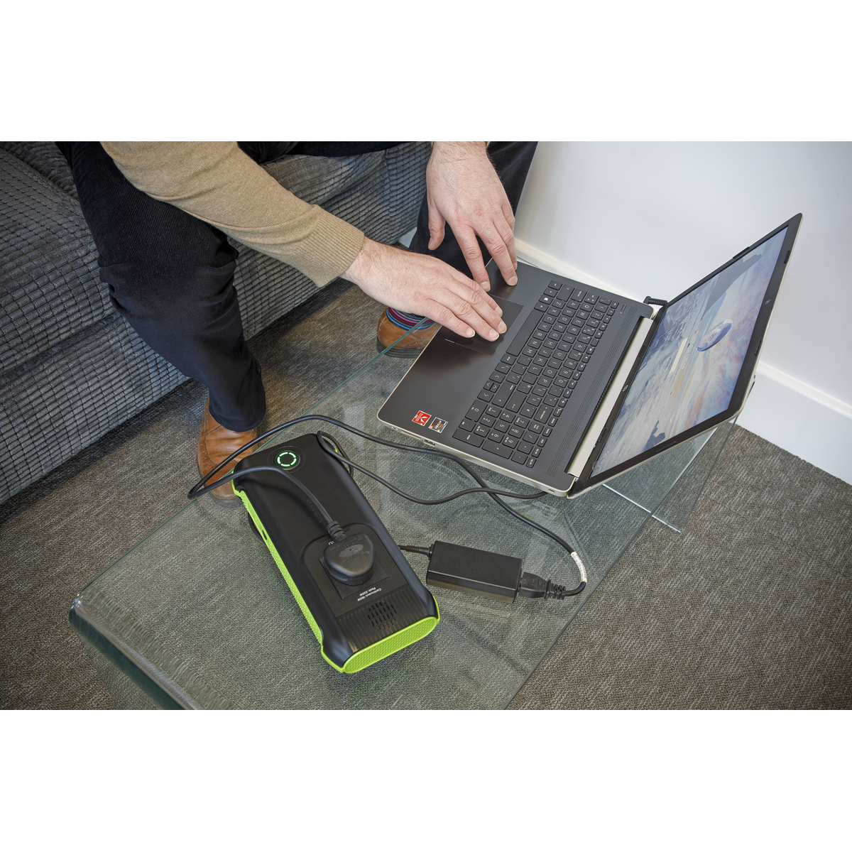 Sealey Power Pack With Work Light 160W AC 31200mAh Lithium-Ion Battery SPB160W