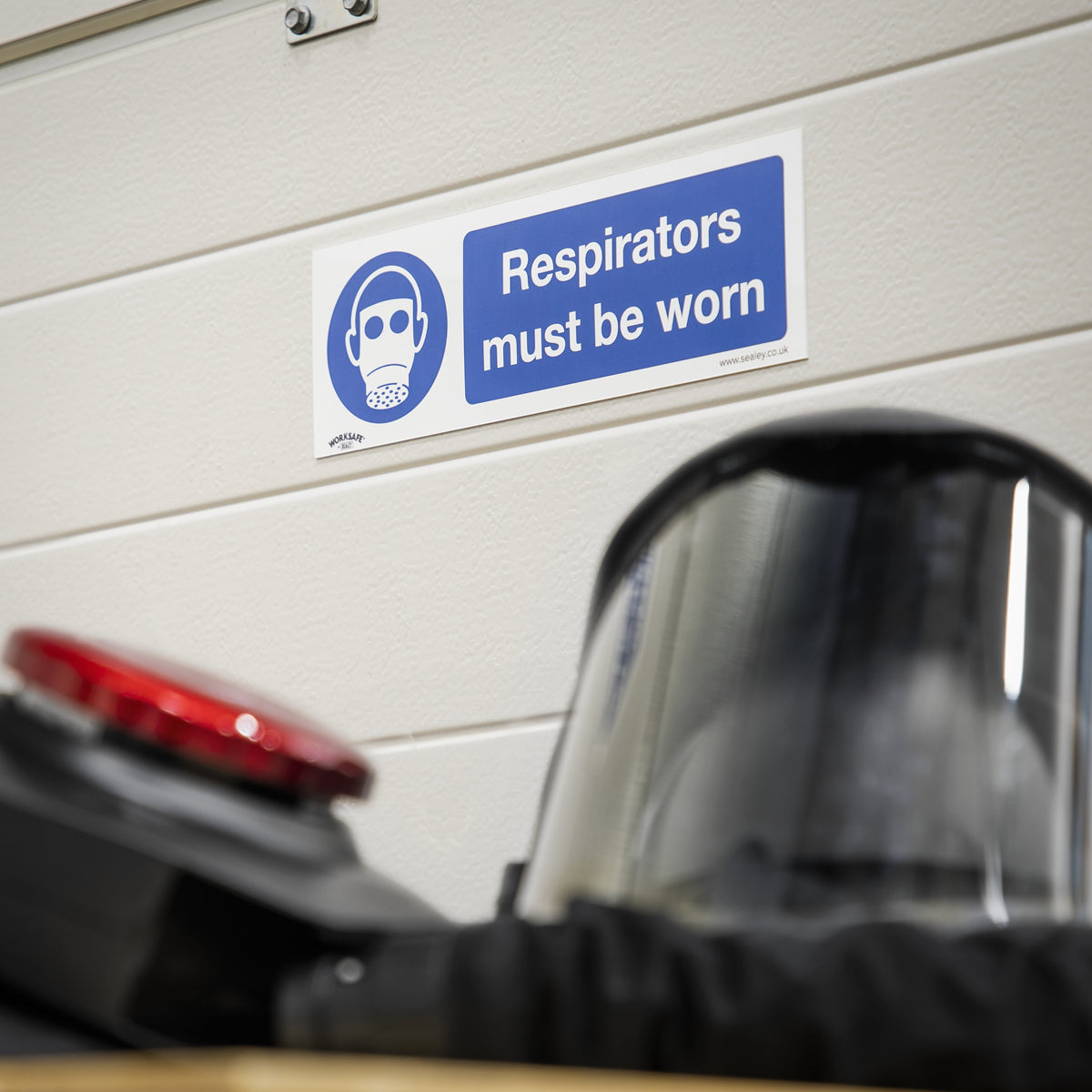 Sealey Mandatory Safety Sign Respirators Must Be Worn Rigid Plastic x1 SS56P1