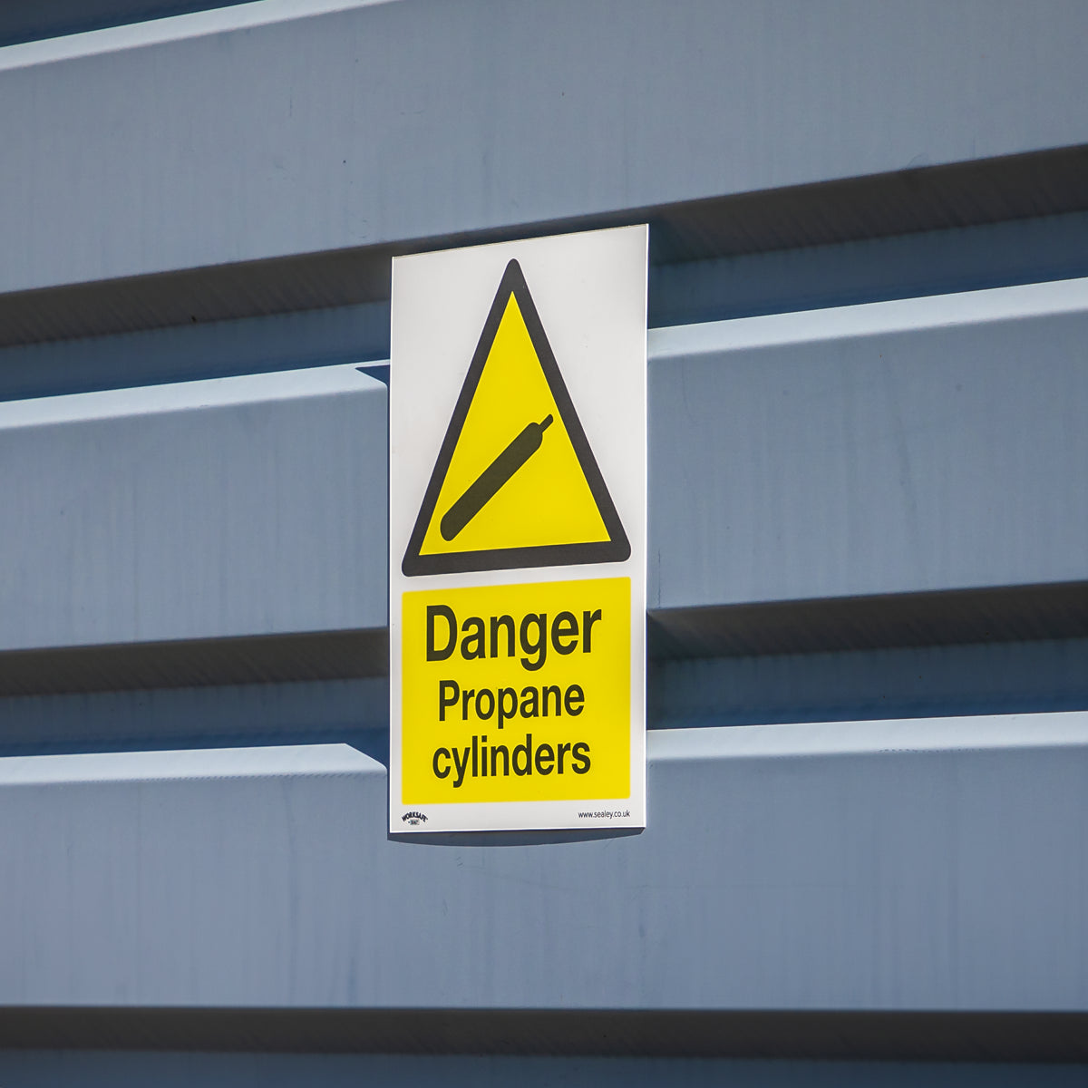 Sealey Warning Safety Sign Danger Propane Cylinders Rigid Plastic x1 SS62P1