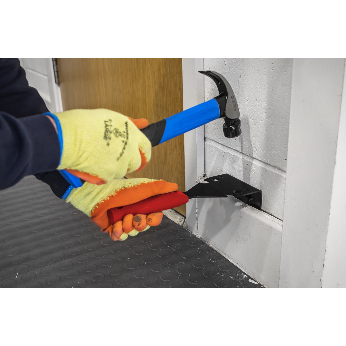 Sealey Skirting & Trim Puller Durable Multipurpose Soft Grip Handle TP001