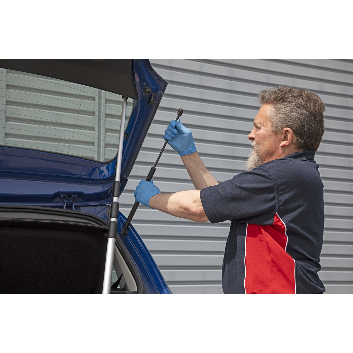 Sealey Telescopic Bonnet Tailgate Support With Twist Lock 2.4m Length VS0141