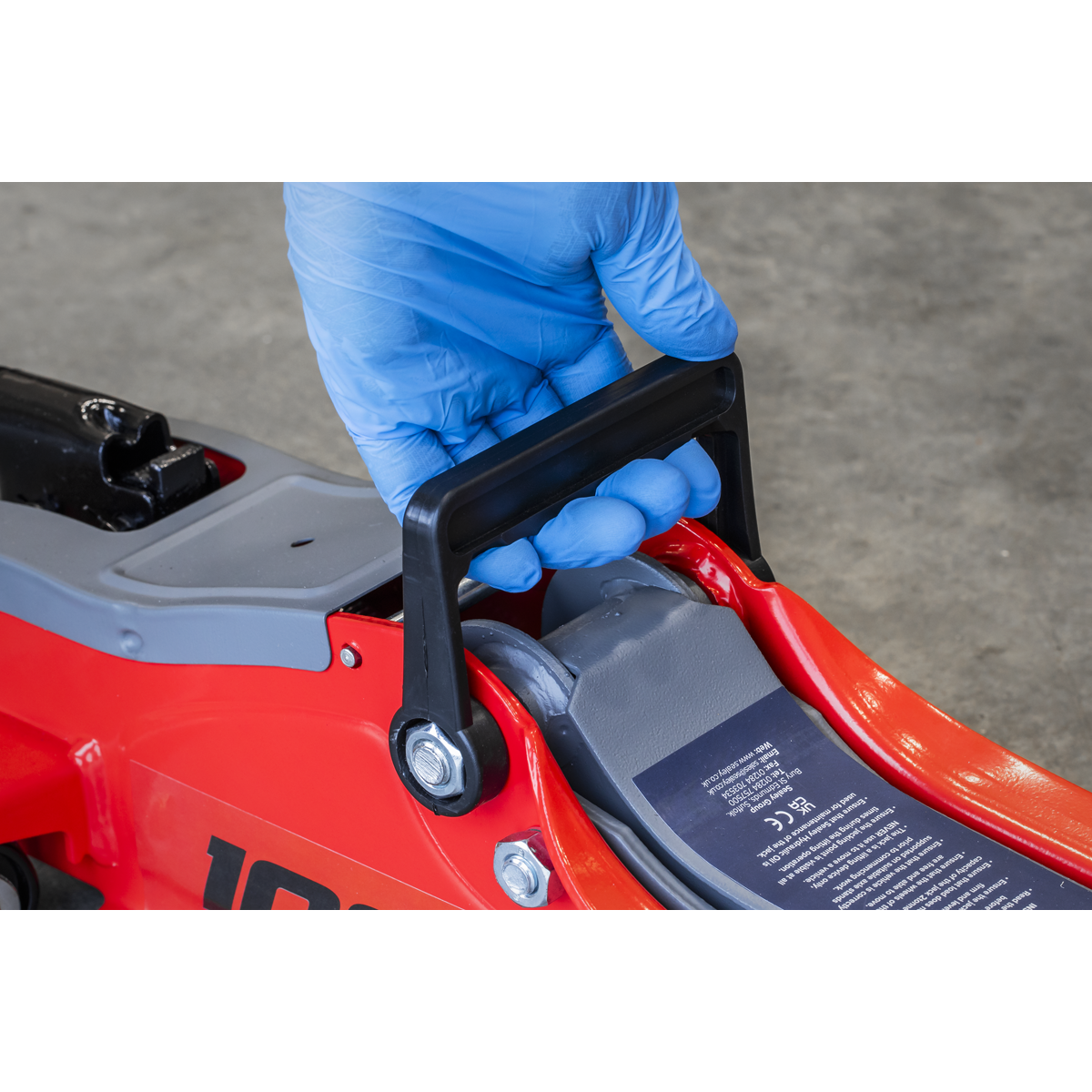 Sealey 2 Tonne Low Profile Short Chassis Hydraulic Trolley Jack Red 1020LE