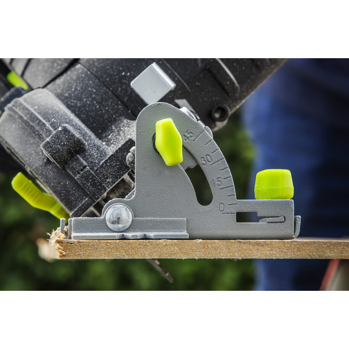 Sealey 10.8V 2Ah SV10.8 Series Ø85mm Cordless Circular Saw Kit CP108VCS
