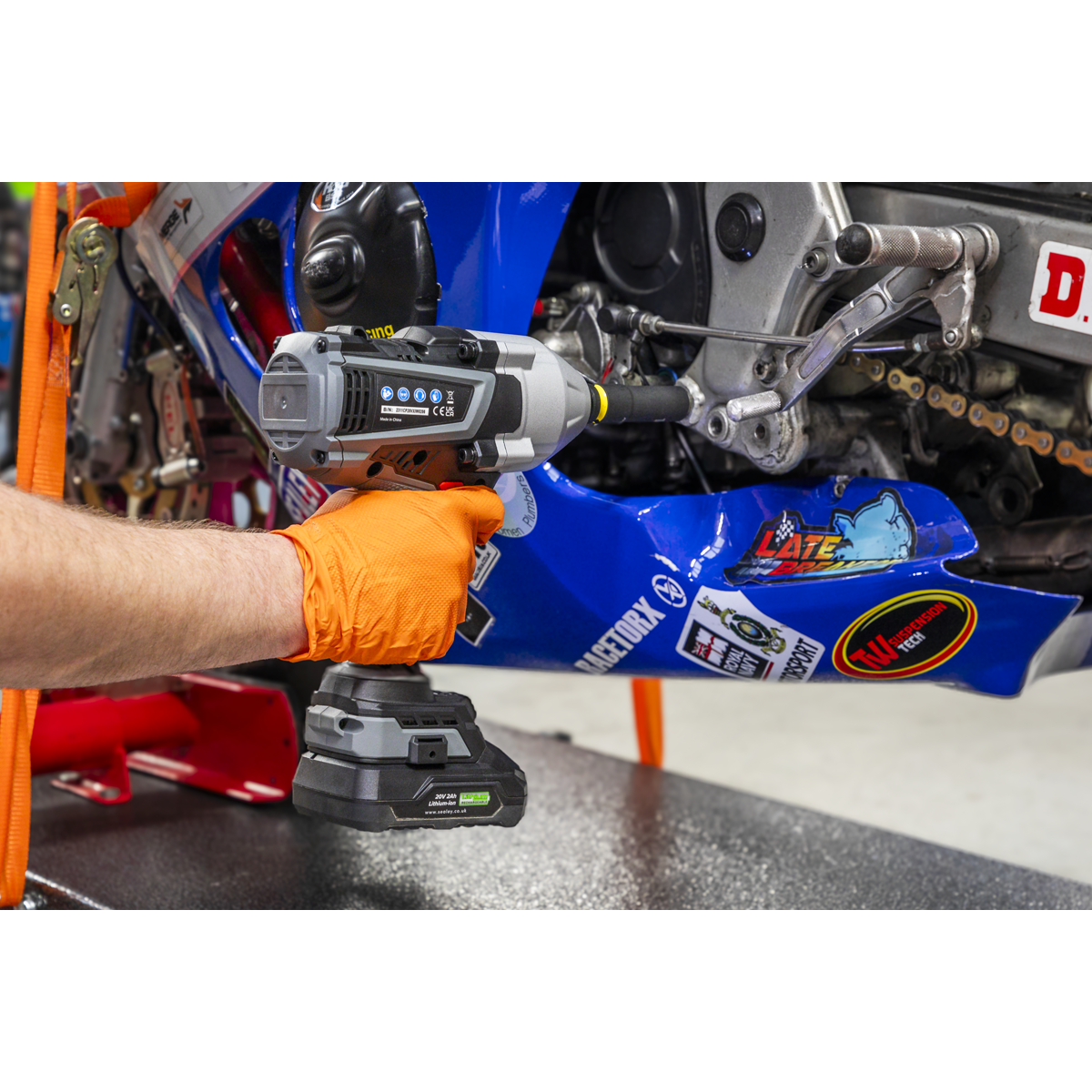 Premier Brushless Impact Wrench 20V SV20 Series 1/2" Drive Body Only CP20VXIW