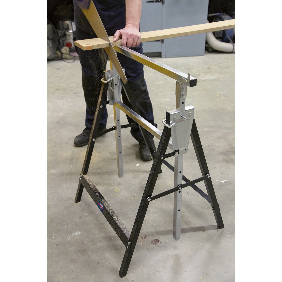 Sealey Fold Down Telescopic Trestle 200kg Capacity Pair 800mm - 1300mm FDT32