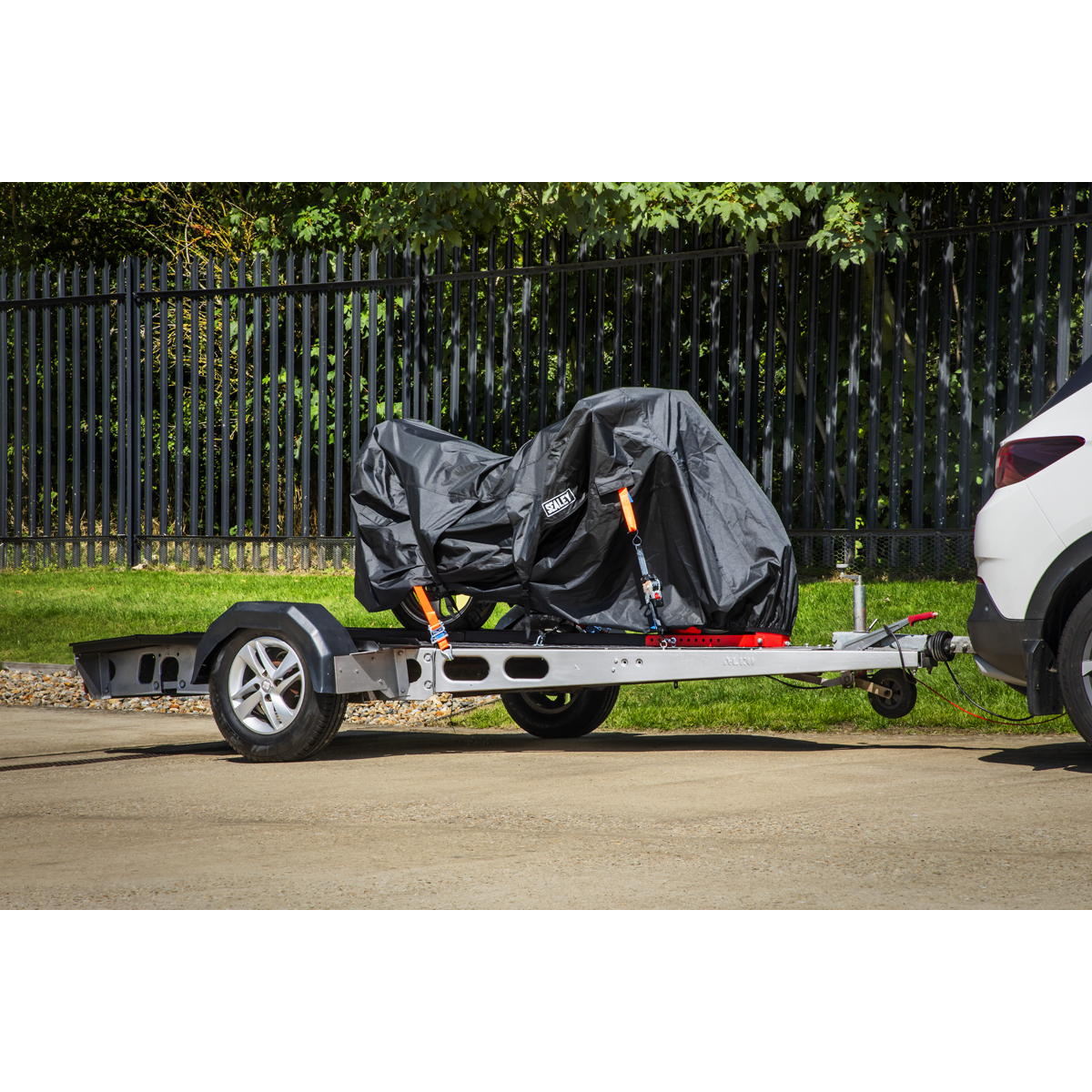 Sealey Waterproof Motorcycle Transport Cover With Secure Straps Large MTCL