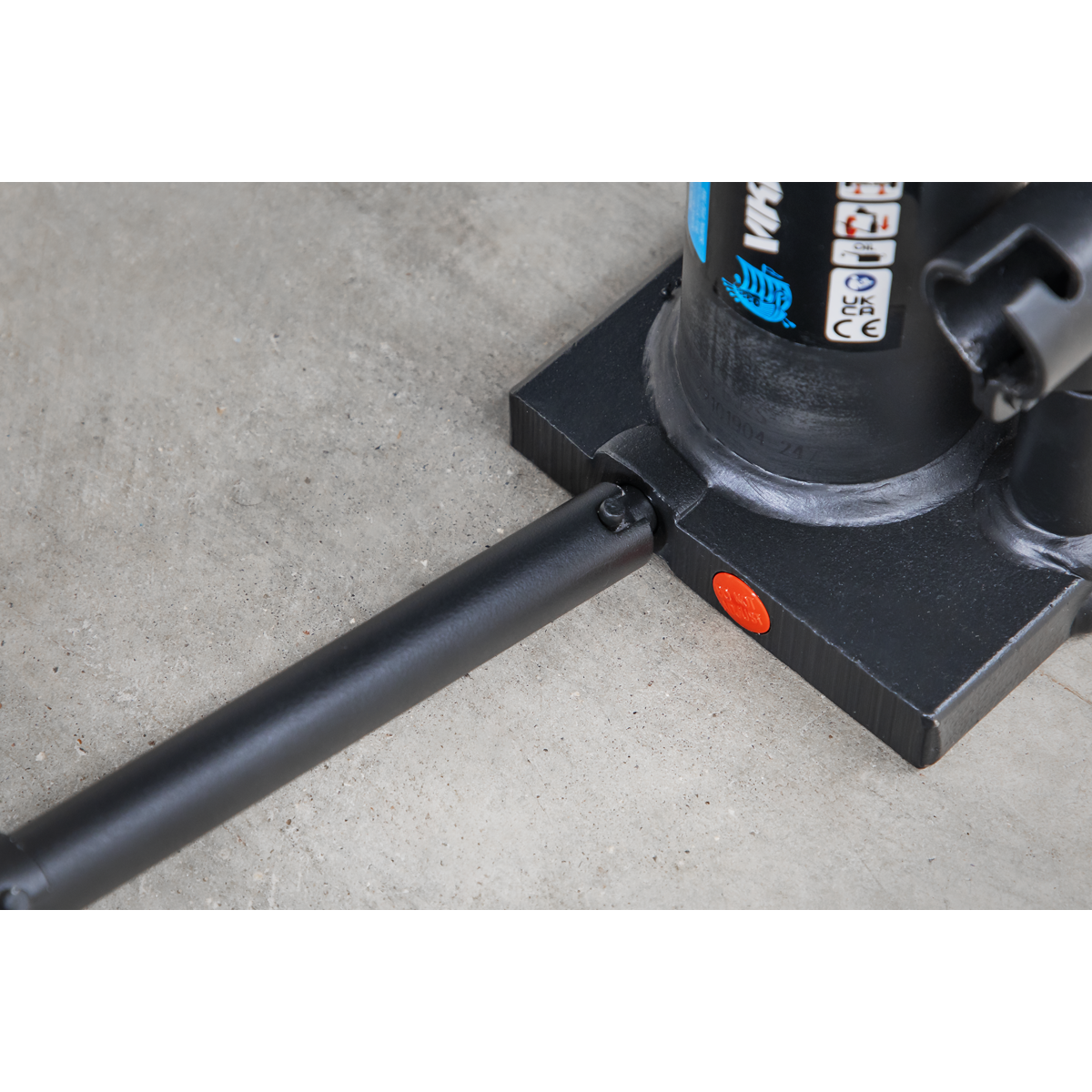 Sealey Bottle Jack Lift 2 Tonne With Overload Valve & 2-Piece Handle PBJ2S