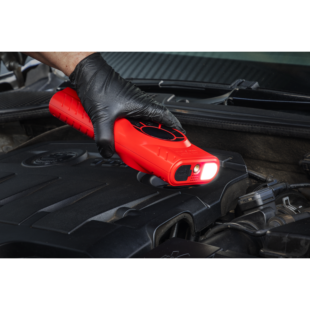 Sealey RoadStart 12V Jump Starter & Tyre Inflator 1200A Compact Lighweight