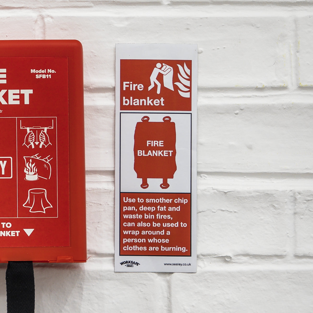Sealey Safe Conditions Safety Sign Fire Blanket Rigid Plastic 75 x 210mm SS53P1