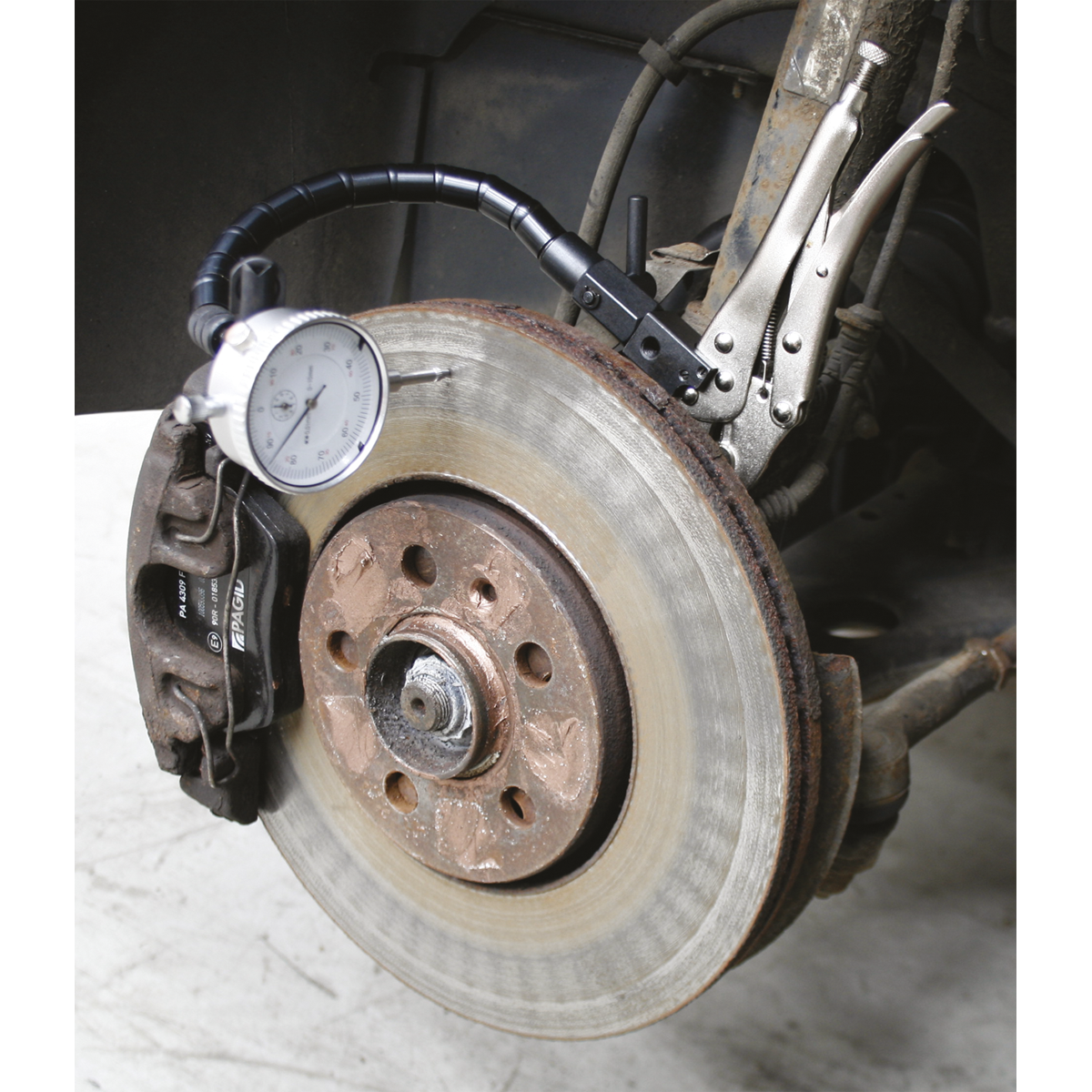 Sealey Brake Disc Run-Out Kit With Metric Calibrated DTI Gauge Silver VS0290