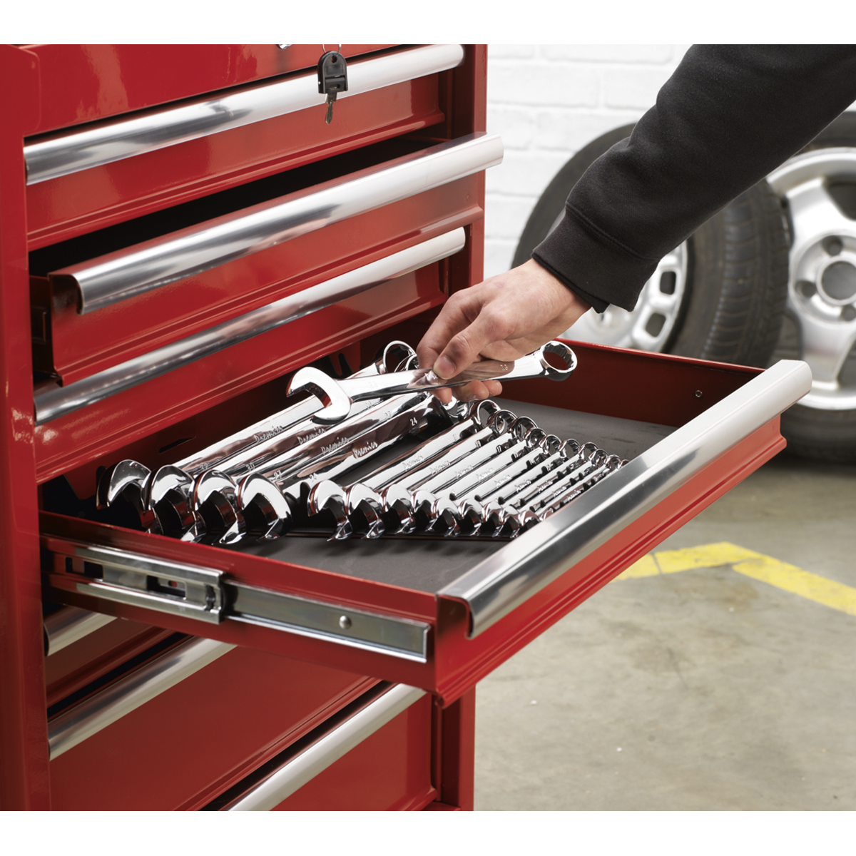 Sealey Premier Sharks Teeth Spanner Rack 2 Pieces 20 Capacity 425mm Long WR01
