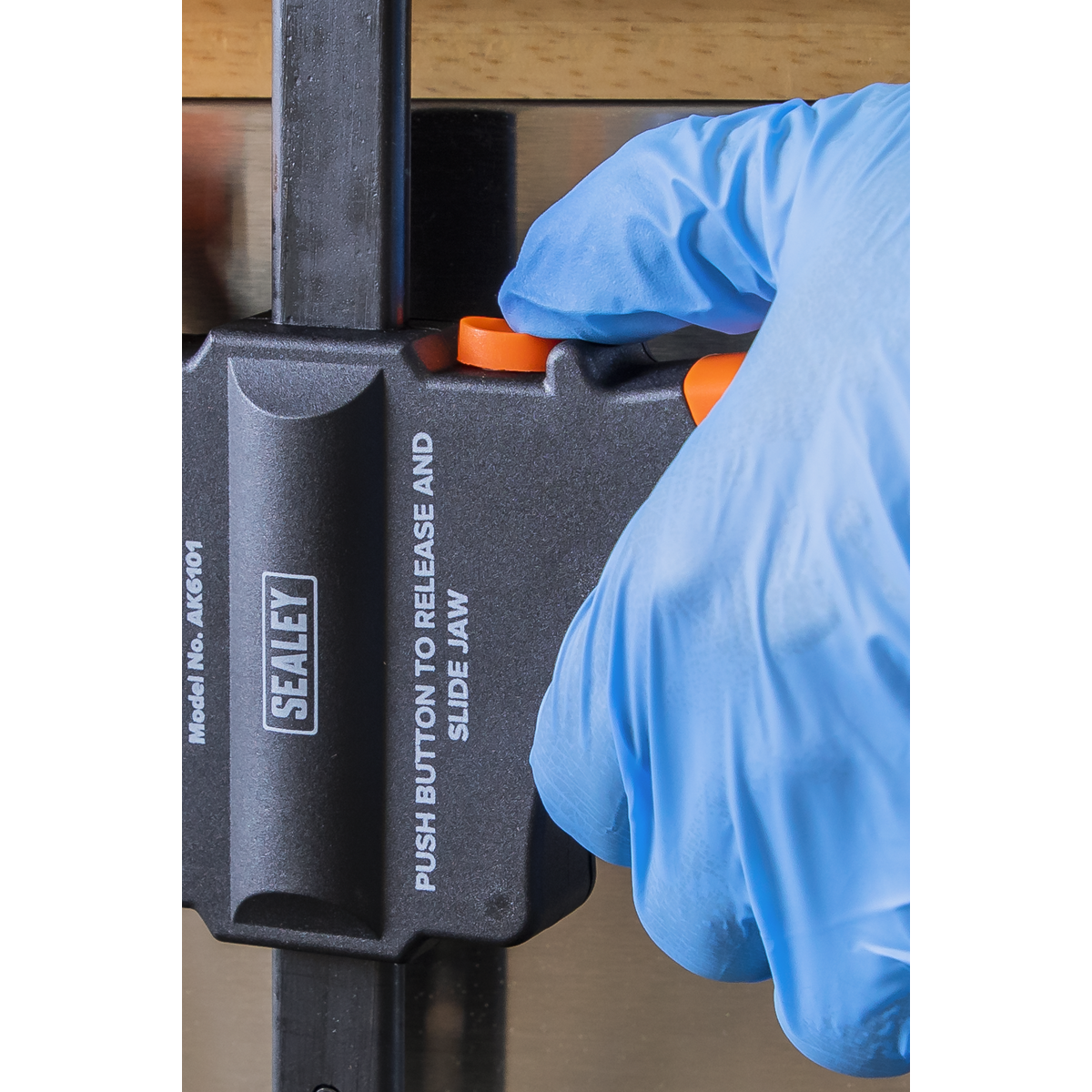 Sealey 150mm Ratchet Bar Clamp With Comfort Grip Handle 63mm Throat AK6101