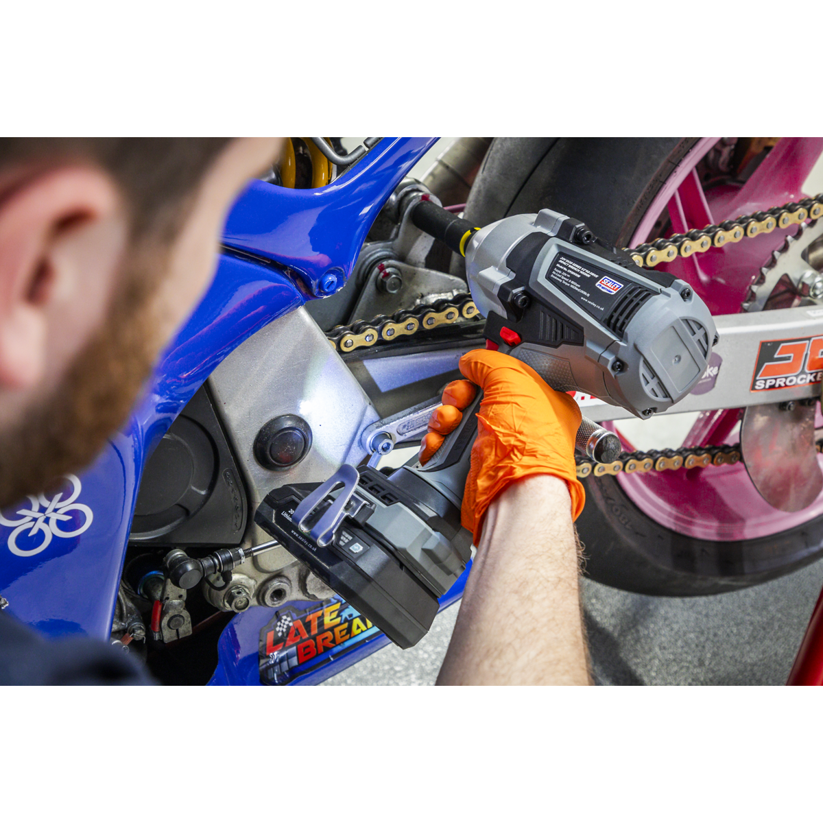 Premier Brushless Impact Wrench 20V SV20 Series 1/2" Drive Body Only CP20VXIW