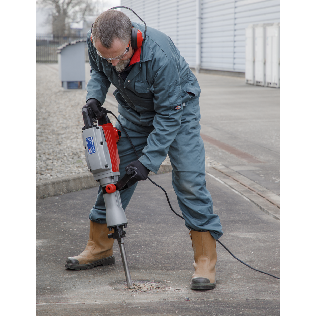 Sealey 240V 1600W HEX Demolition Hammer With Anti-Fatigue Trigger-Lock DHB1600