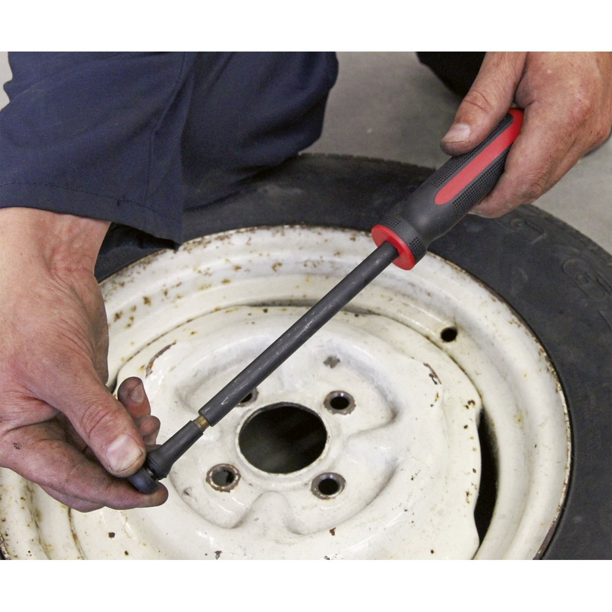 Sealey Tyre Valve Removal/Installation Tool Works on Steel Wheels TSTVRK