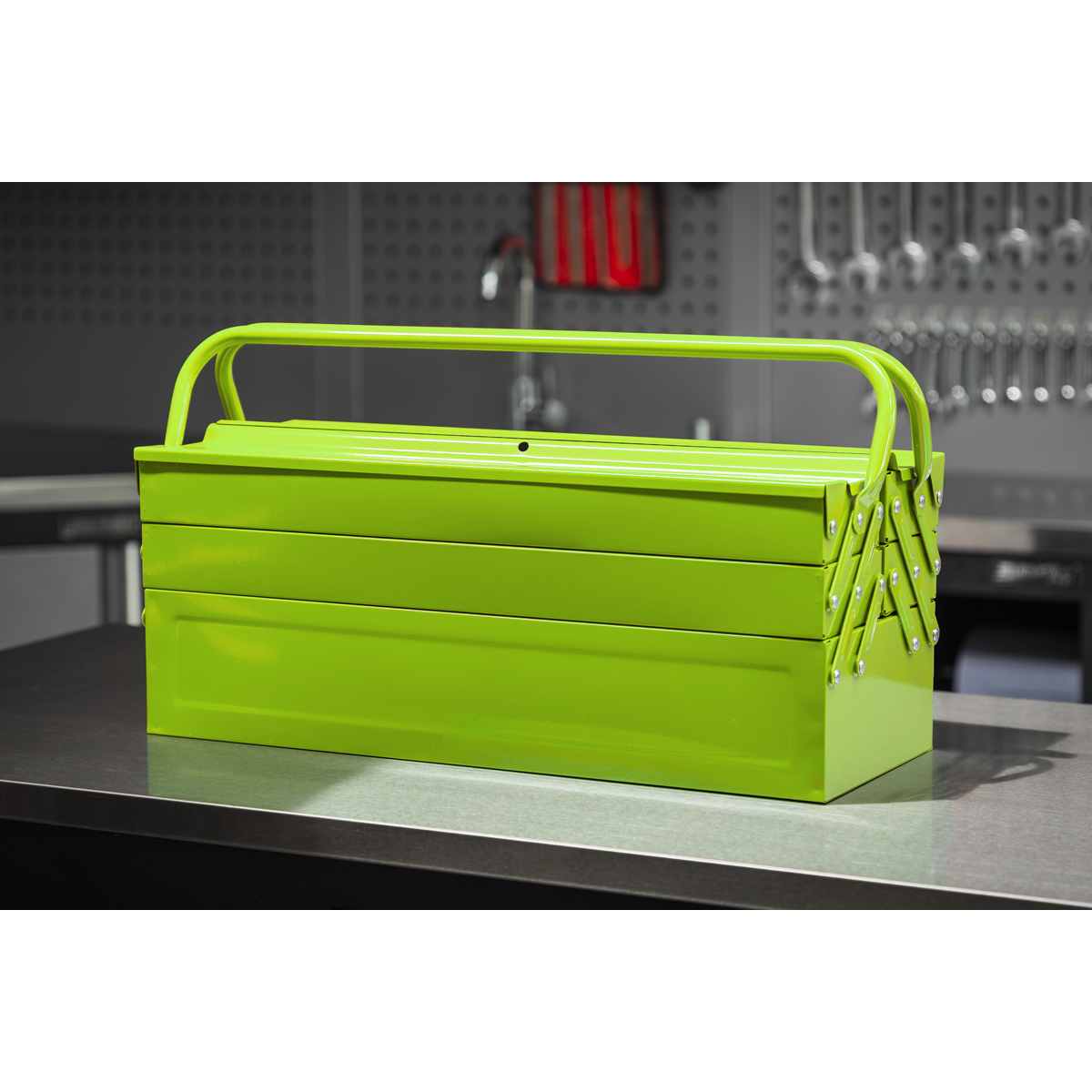 Sealey Cantilever Toolbox 4 Tray With Central Tool Storage Area 530mm AP521HV