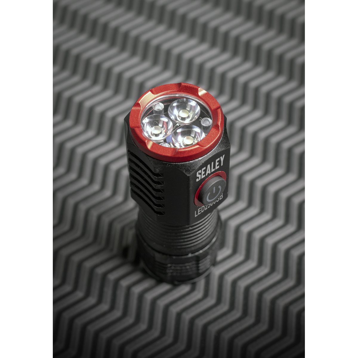 Sealey Super Beam 2500 Lumens Rechargeable SMD LED 24W Pocket Light LED2500SB