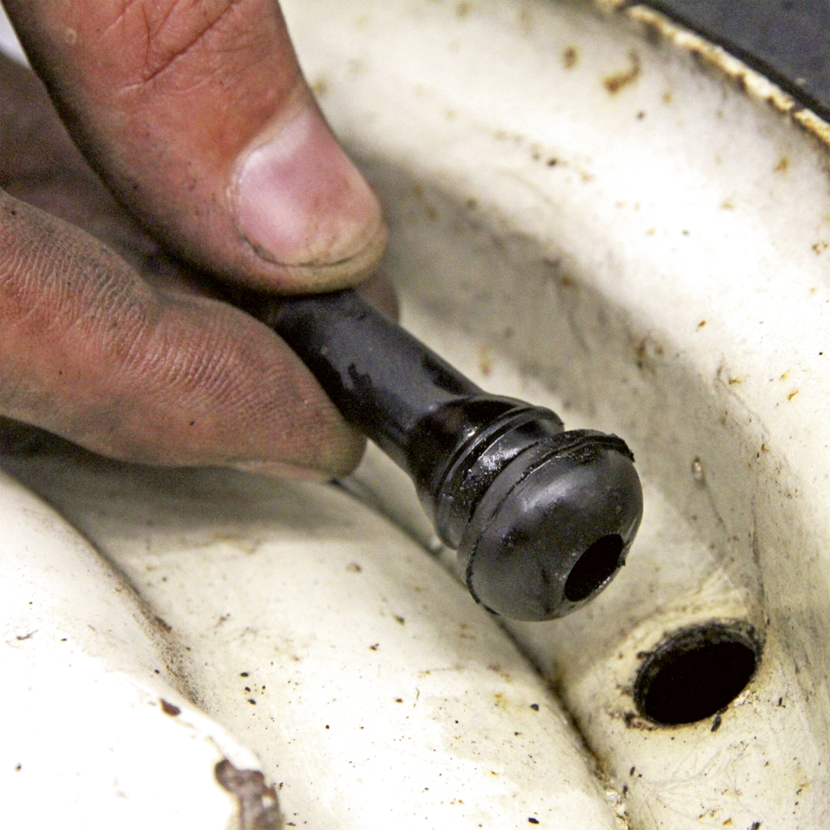 Sealey Tyre Valve Removal/Installation Tool Works on Steel Wheels TSTVRK