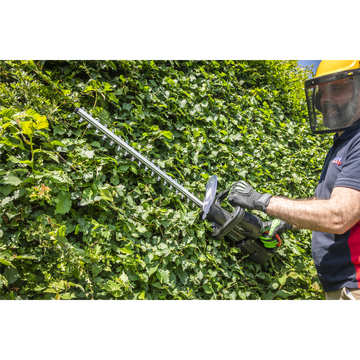 Sealey Hedge Trimmer 40V SV20 Series 52cm 90° Rotating Handle Body Only CP40VHT