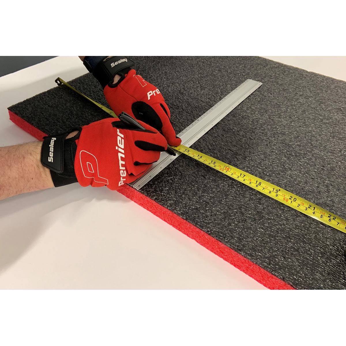 Sealey Easy Peel Shadow Foam Polyethylene Red/Black 1200 x 550 x 30mm SF30R