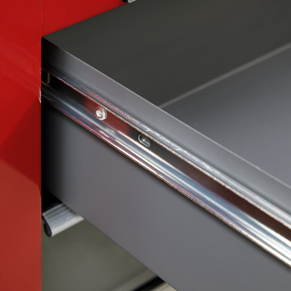 Sealey Rollcab 5 Drawers With Ball Bearing Runners Two Keys - Red/Grey AP22505BB