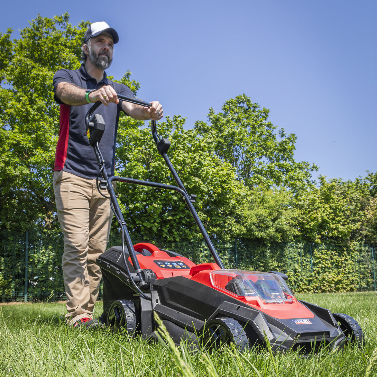 Sealey SV20 Series Cordless Lawn Mower Kit 40V 4Ah 40cm 40L Bag CP40VLMKIT