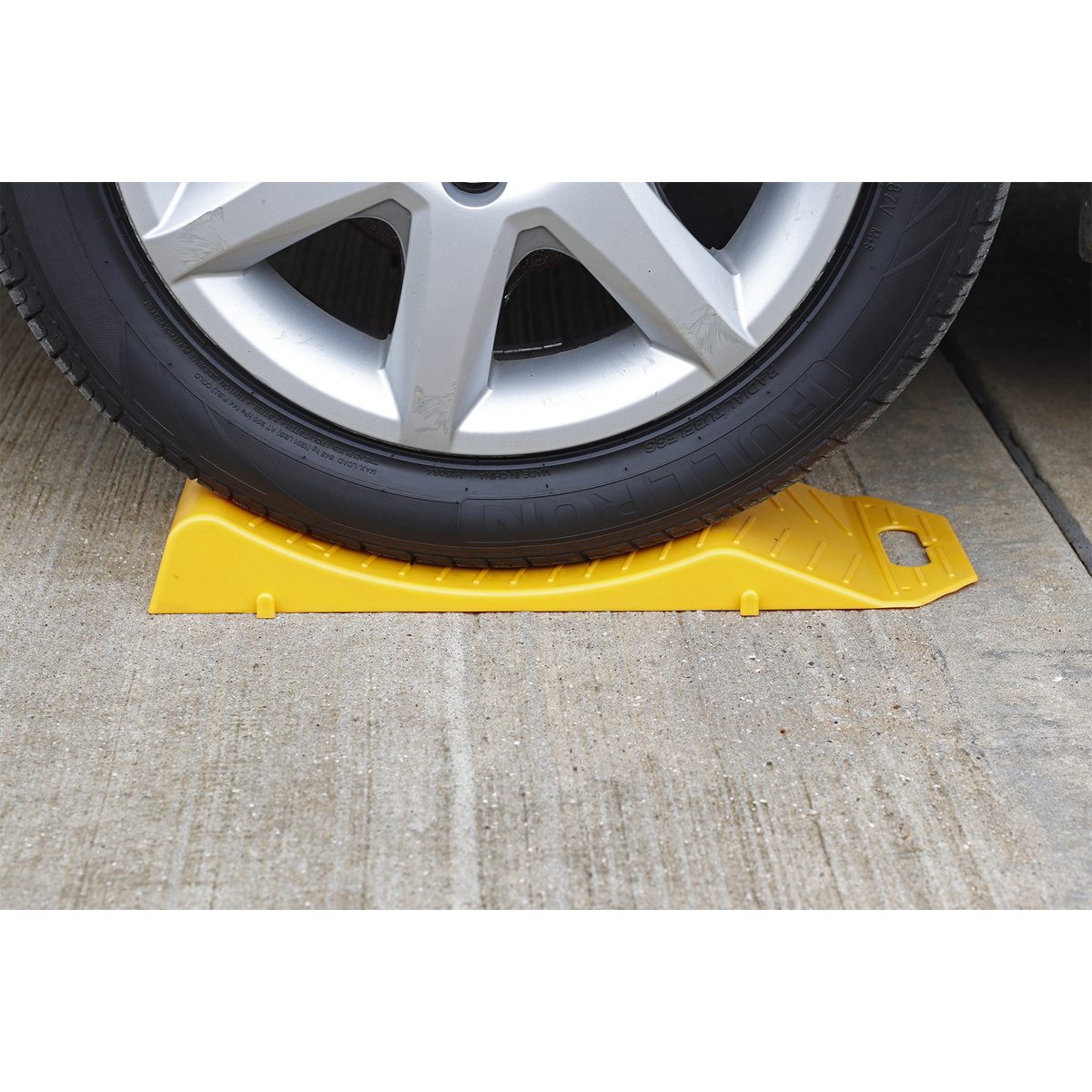 Sealey Tyre Savers Blocks Wheel Chocks Stoppers Up To 5 Tonne Capacity/Pair TS05