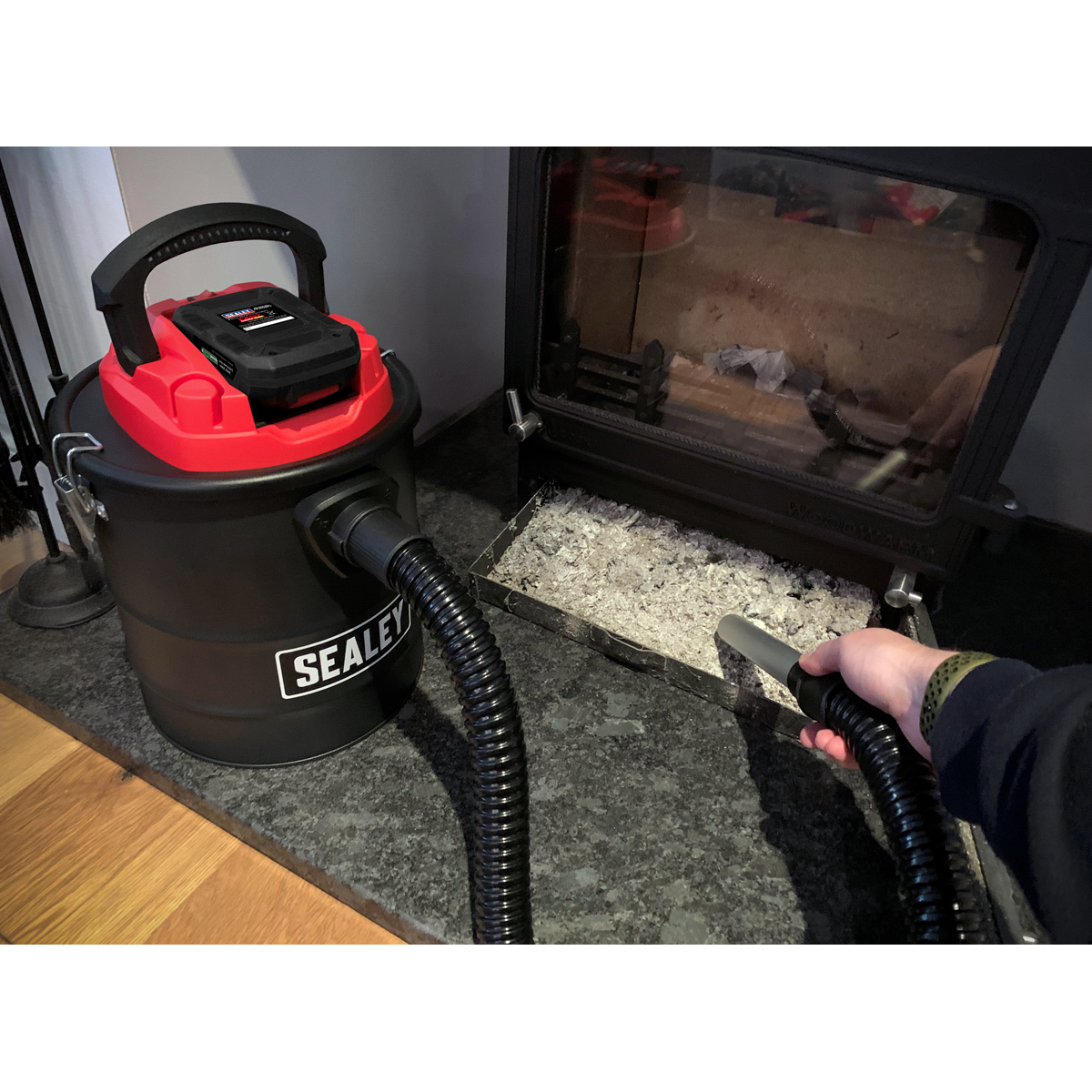 Sealey 20V SV20 Series 15L Handheld Ash Vacuum Cleaner 150W Motor CP20VAV